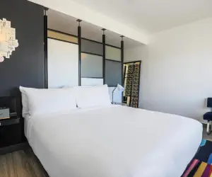 Photo 4 - Aloft by Marriott Reno Tahoe International Airport