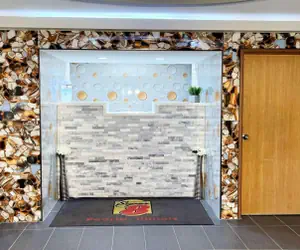 Photo 4 - Super 8 by Wyndham Peoria