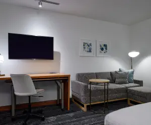 Photo 5 - TownePlace Suites Medford