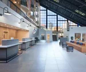 Photo 2 - Sheraton Pittsburgh Hotel at Station Square