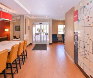 Photo 2 - TownePlace Suites by Marriott Ontario Airport