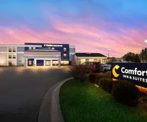 Photo 2 - Comfort Inn & Suites Fishers - Indianapolis