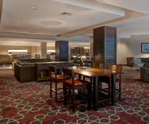 Photo 2 - Four Points by Sheraton Peoria