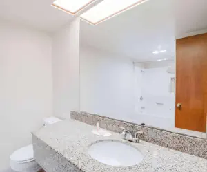 Photo 5 - Days Inn by Wyndham Monett