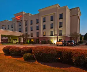 Photo 2 - Hampton Inn Canton