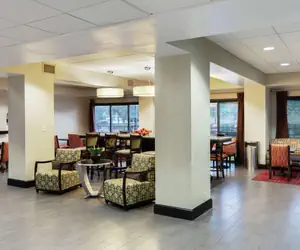 Photo 5 - Hampton Inn Houma