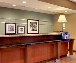 Photo 3 - Hampton Inn & Suites Grafton