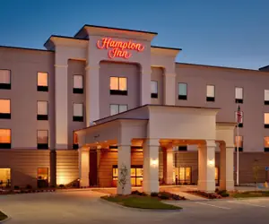 Photo 3 - Hampton Inn Omaha/West Dodge Road, Old Mill