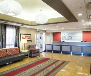 Photo 5 - Hampton Inn Oxford-West