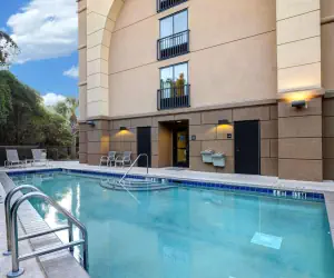 Photo 5 - Hampton Inn & Suites Pensacola/Gulf Breeze