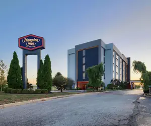 Photo 4 - Hampton Inn Louisville Northeast