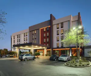 Photo 3 - Hampton Inn Louisville Northeast