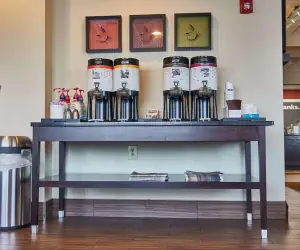 Photo 5 - Hampton Inn Uniontown