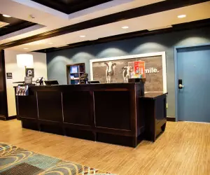 Photo 5 - Hampton Inn & Suites Sharon