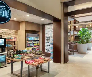 Photo 5 - Embassy Suites by Hilton Cleveland Rockside