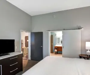 Photo 2 - Home2 Suites Pensacola I-10 At North Davis Hwy