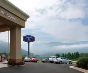 Photo 2 - Hampton Inn Covington VA