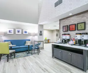 Photo 3 - Hampton Inn & Suites Glenarden/Washington DC