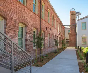 Photo 2 - Hampton Inn Petaluma, Ca