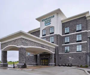 Photo 2 - Homewood Suites Des Moines Airport