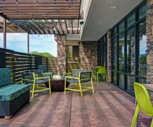 Photo 3 - Home2 Suites By Hilton Tracy, Ca