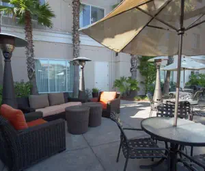 Photo 3 - Hilton Garden Inn San Francisco Airport North