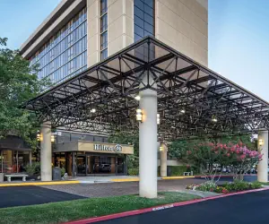 Photo 3 - Hilton Sacramento Arden West