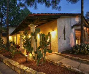 Photo 2 - DoubleTree Suites by Hilton Tucson Airport