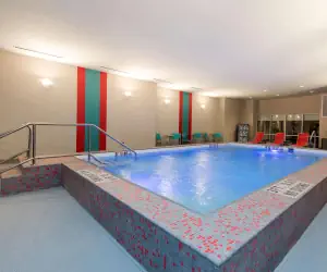 Photo 5 - Home2 Suites by Hilton Indianapolis Downtown