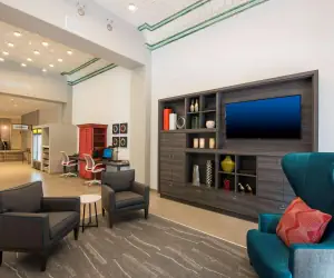 Photo 4 - Home2 Suites by Hilton Indianapolis Downtown