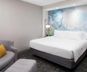 Photo 4 - Courtyard by Marriott Hilton Head Island