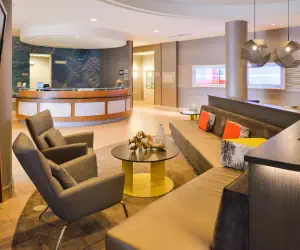 Photo 4 - SpringHill Suites by Marriott Corona Riverside