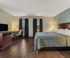 Photo 2 - Econo Lodge Inn & Suites Fulton - Rockport