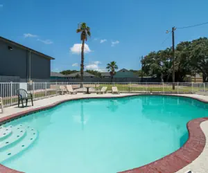 Photo 5 - Econo Lodge Inn & Suites Fulton - Rockport