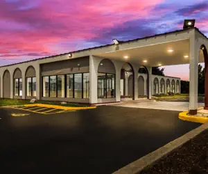 Photo 2 - Red Roof Inn and Conference Center Chicago - N Aurora Naperville