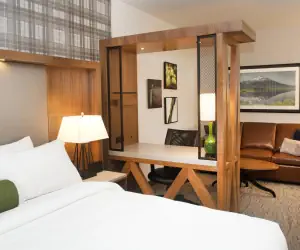 Photo 2 - SpringHill Suites by Marriott Bend