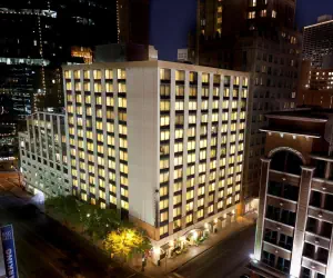 Photo 4 - Embassy Suites by Hilton Fort Worth Downtown