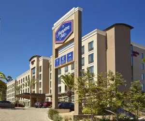 Photo 2 - Hampton Inn San Diego Mission Valley