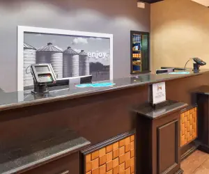 Photo 5 - Hampton Inn & Suites Waco-South