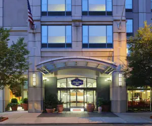 Photo 2 - Hampton Inn Philadelphia Center City-Convention Center