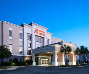 Photo 2 - Hampton Inn & Suites Mobile I-65@ Airport Boulevard