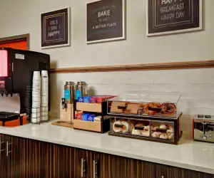 Photo 5 - Hampton Inn Starkville