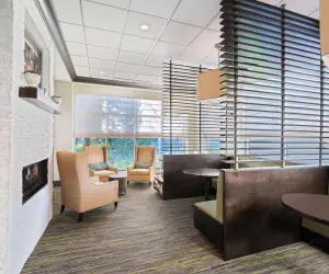 Photo 3 - Hilton Garden Inn Westbury