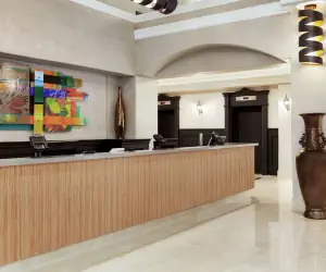 Photo 5 - Embassy Suites by Hilton Santa Ana Orange County Airport