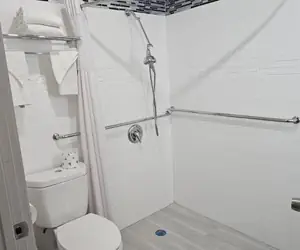 Photo 3 - Days Inn by Wyndham Indianapolis East Post Road