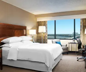 Photo 5 - Sheraton Memphis Downtown Hotel