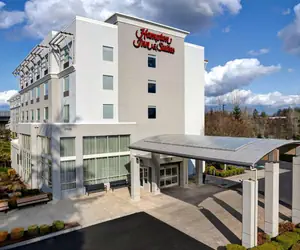 Photo 4 - Hampton Inn & Suites Seattle/Federal Way