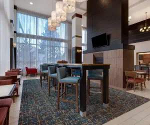 Photo 5 - Hampton Inn & Suites Seattle/Federal Way