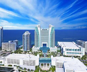 Photo 4 - The Diplomat Beach Resort Hollywood, Curio Collection by Hilton