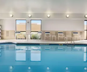 Photo 2 - Hampton Inn Battle Creek